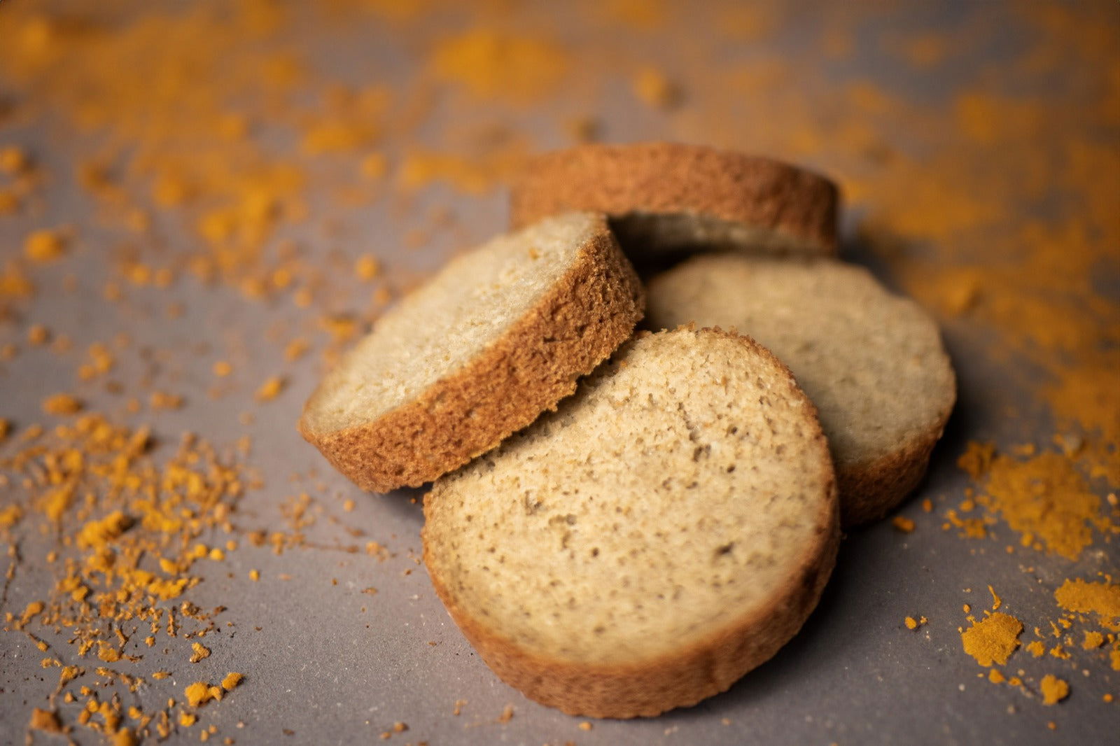Glutenfreie Bio Backmischung Broat® – perfekt für Brot im Weckglas gebacken, ohne Zusatzstoffe, ballaststoffreich, zuckerarm und ideal für Single-Haushalte. Abgebildet als Endprodukt - das Kleeige
